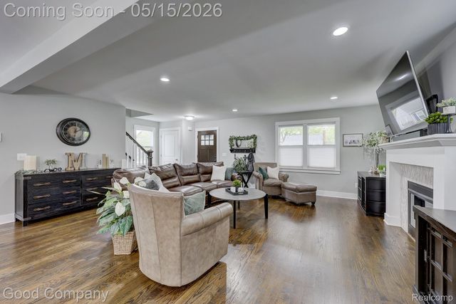 225 N Alexander Avenue, Royal Oak, MI 48067