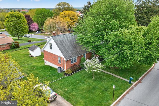 425 COLLEGE BLVD, Kutztown, PA 19530