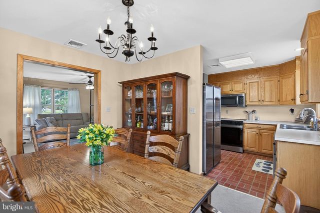 425 COLLEGE BLVD, Kutztown, PA 19530