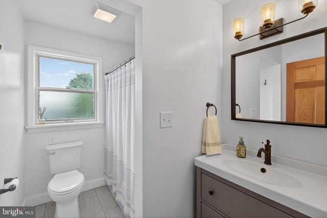 425 COLLEGE BLVD, Kutztown, PA 19530