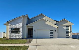 472 E Jarvis St, Meridian, ID 83642