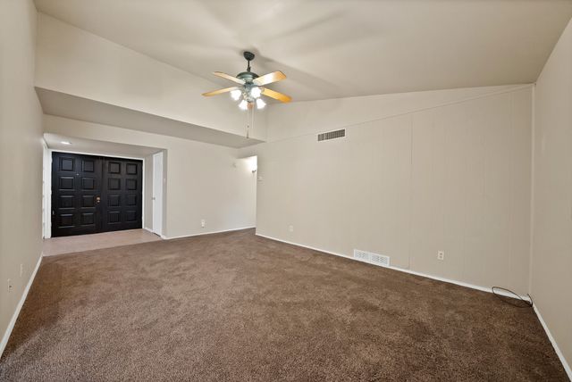 909 Ravencroft Drive, Garland, TX 75043