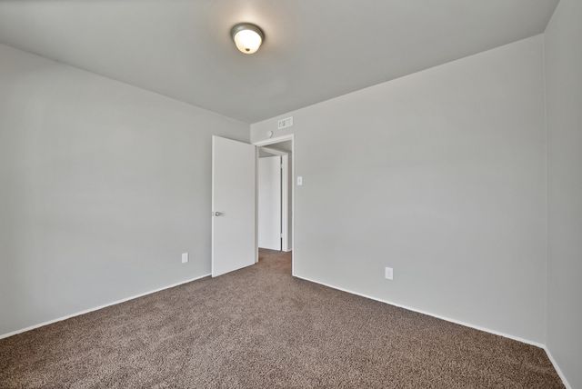 909 Ravencroft Drive, Garland, TX 75043