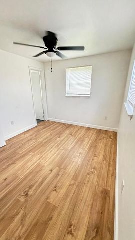 3945 Ocala Road, Lake Worth, FL 33462