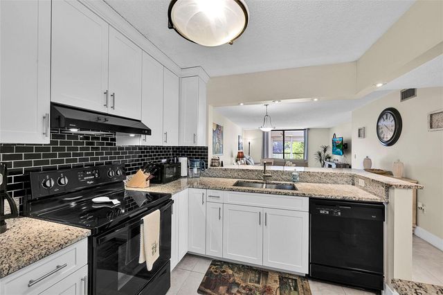 3591 Environ Boulevard A305, Lauderhill, FL 33319