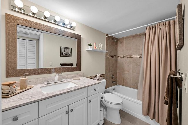 3591 Environ Boulevard A305, Lauderhill, FL 33319