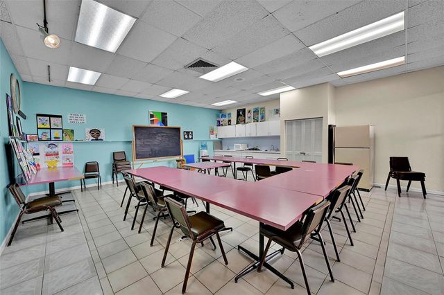 3591 Environ Boulevard A305, Lauderhill, FL 33319