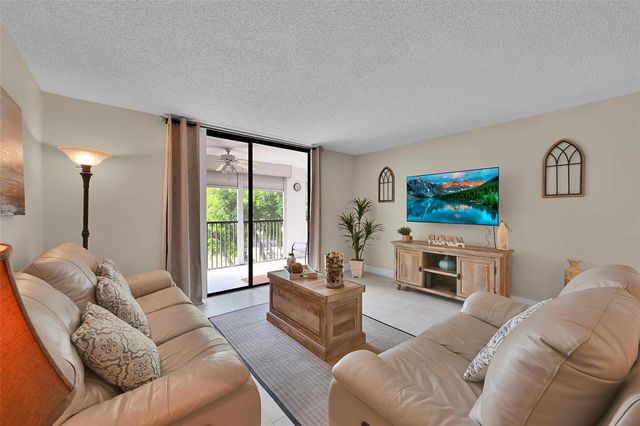 3591 Environ Boulevard A305, Lauderhill, FL 33319