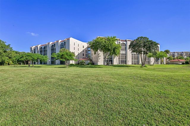 3591 Environ Boulevard A305, Lauderhill, FL 33319