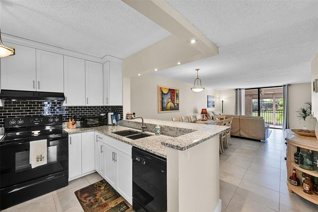 3591 Environ Boulevard A305, Lauderhill, FL 33319