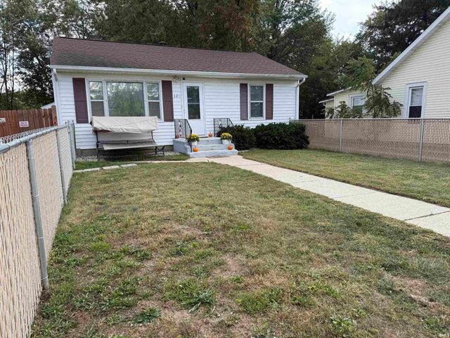 321 W Weber Drive, Muncie, IN 47303