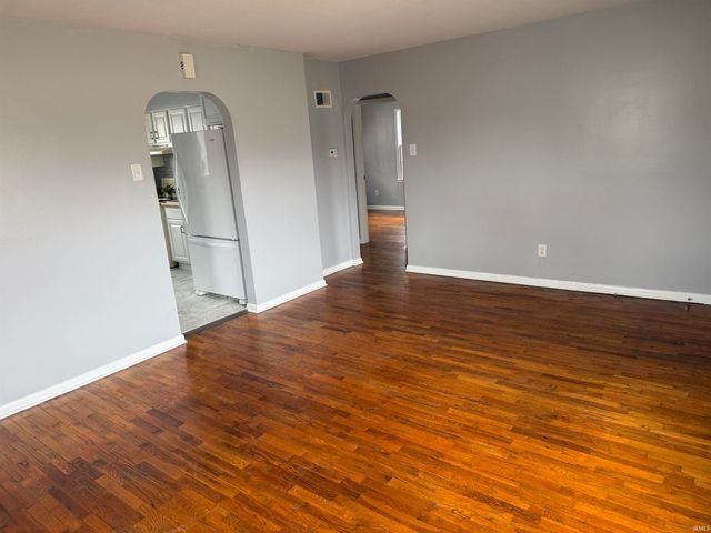 321 W Weber Drive, Muncie, IN 47303