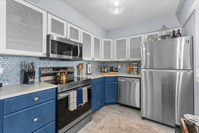 4900 BRITTANY DRIVE S 1808, St Petersburg, FL 33715