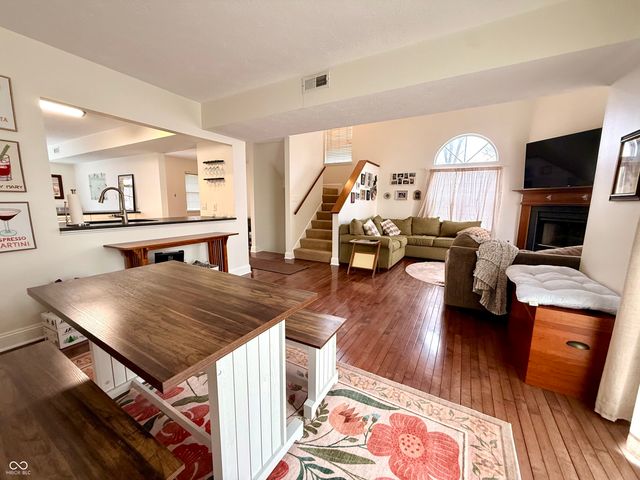 6873 Shore Island Drive, Indianapolis, IN 46220