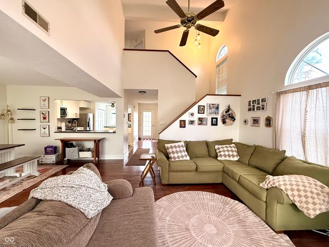 6873 Shore Island Drive, Indianapolis, IN 46220