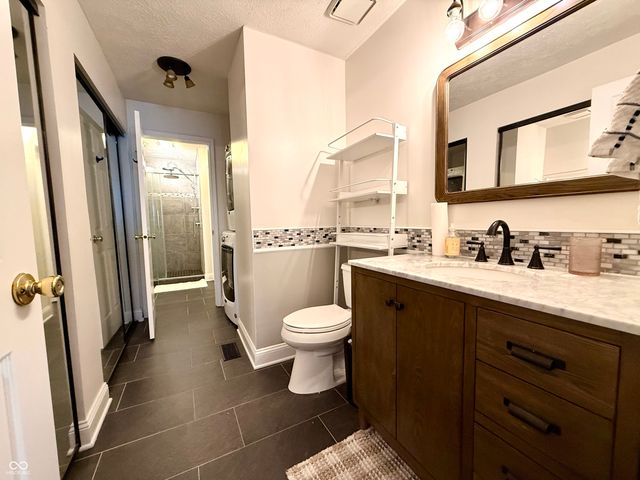 6873 Shore Island Drive, Indianapolis, IN 46220