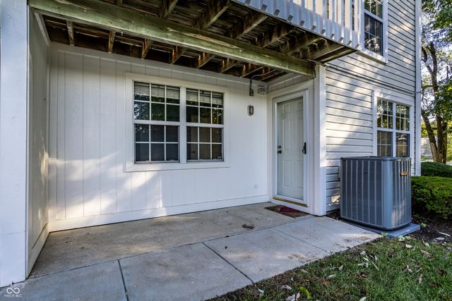 6873 Shore Island Drive, Indianapolis, IN 46220