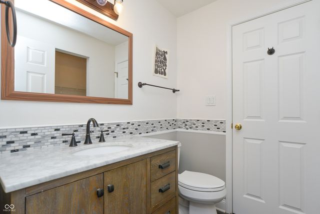 6873 Shore Island Drive, Indianapolis, IN 46220