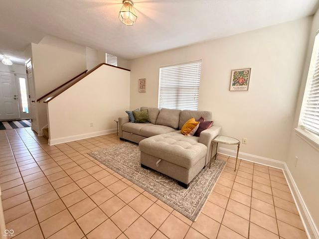 6873 Shore Island Drive, Indianapolis, IN 46220