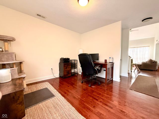 6873 Shore Island Drive, Indianapolis, IN 46220