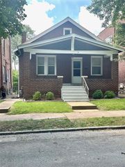5049 Alaska Avenue, St Louis, MO 63111