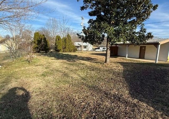 102 Taft St, Mcminnville, TN 37110