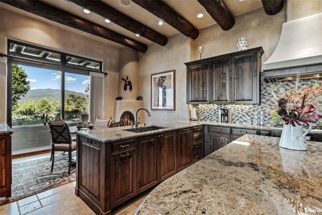 2951 Tesuque Overlook, Santa Fe, NM 87506