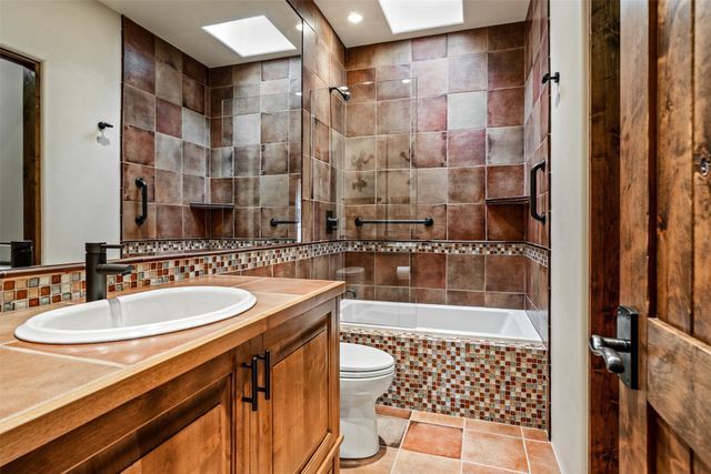 2951 Tesuque Overlook, Santa Fe, NM 87506