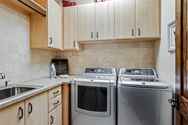 2951 Tesuque Overlook, Santa Fe, NM 87506
