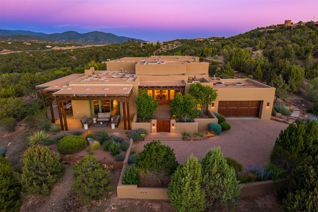 2951 Tesuque Overlook, Santa Fe, NM 87506