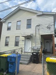 12 Ann Street, Waterbury, CT 06702