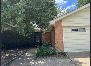 7105 Briardale Drive, North Richland Hills, TX 76182