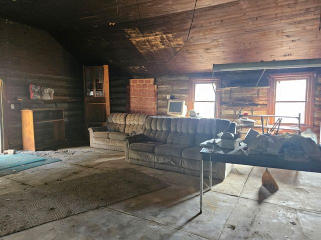 2275 Bells Road, Summersville, MO 65571