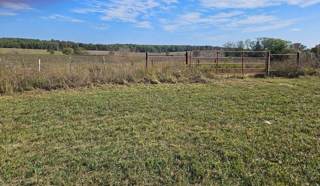 2275 Bells Road, Summersville, MO 65571