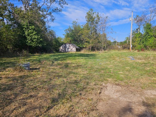 2275 Bells Road, Summersville, MO 65571