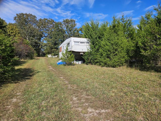 2275 Bells Road, Summersville, MO 65571