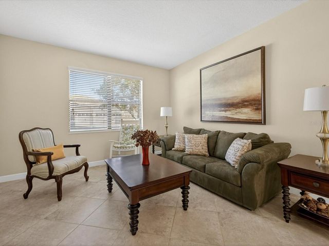 1300 GLENEAGLES LANE, Davenport, FL 33896