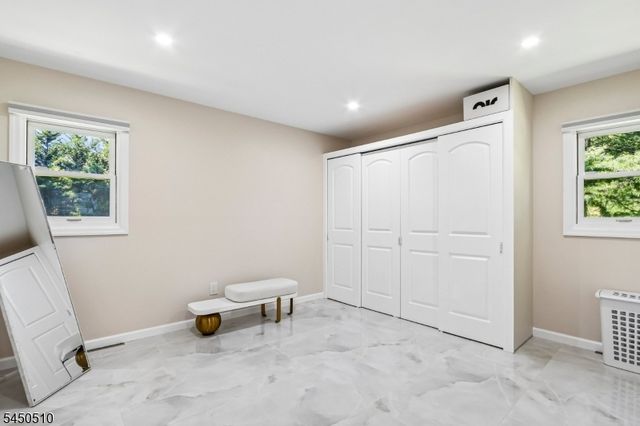 881 Bordentown Ave, Sayreville Boro, NJ 08879