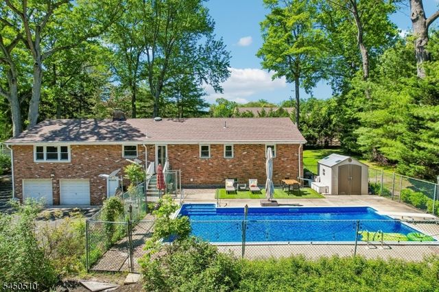 881 Bordentown Ave, Sayreville Boro, NJ 08879