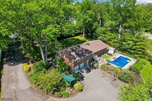 881 Bordentown Ave, Sayreville Boro, NJ 08879
