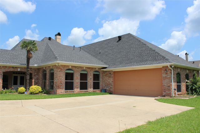 532 Hunters Run, Bossier City, LA 71111