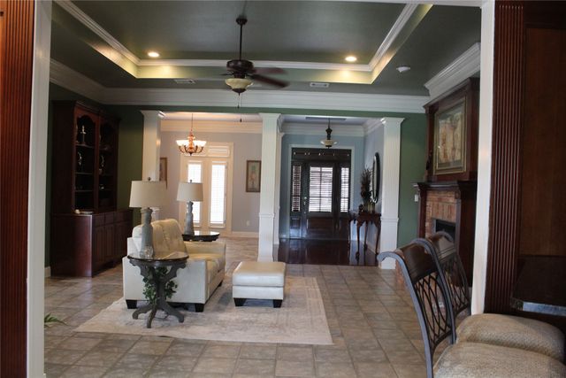 532 Hunters Run, Bossier City, LA 71111