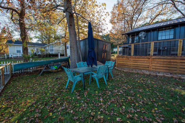 430 Omaha Drive, Omaha, TX 75571