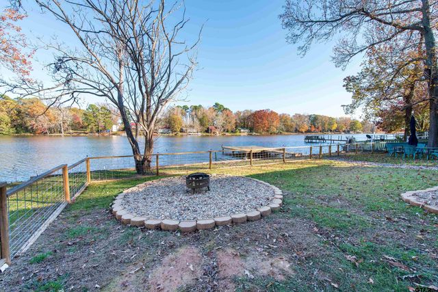430 Omaha Drive, Omaha, TX 75571