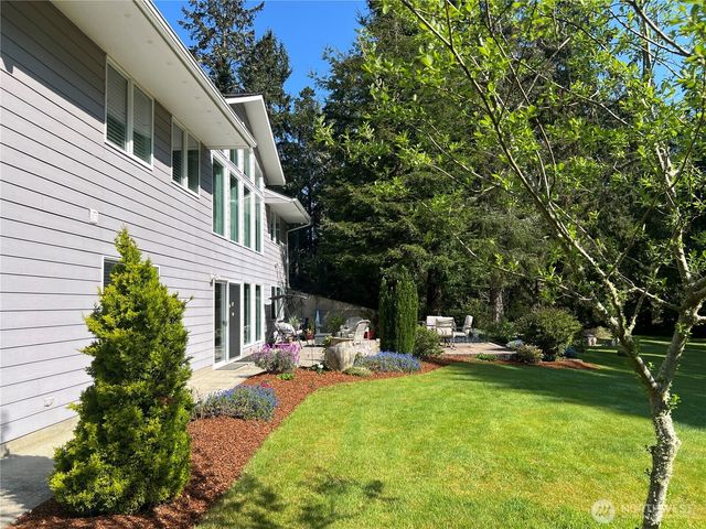 3201 318th Street, Ocean Park, WA 98640