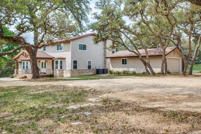 9730 Windwood Dr, Boerne, TX 78006