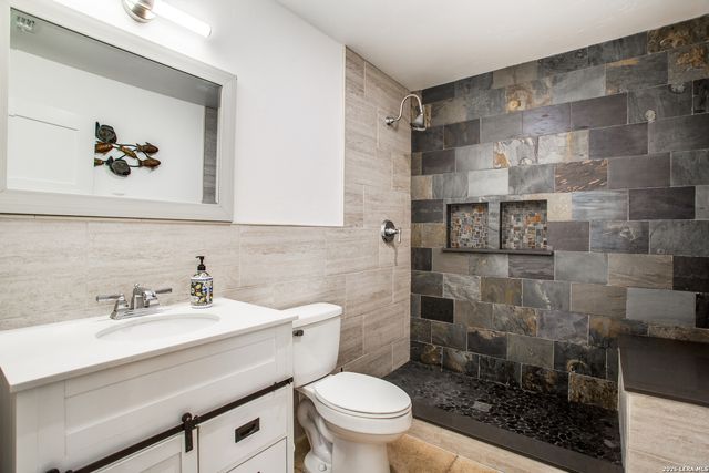 9730 Windwood Dr, Boerne, TX 78006