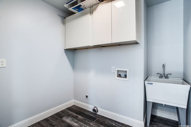 9730 Windwood Dr, Boerne, TX 78006