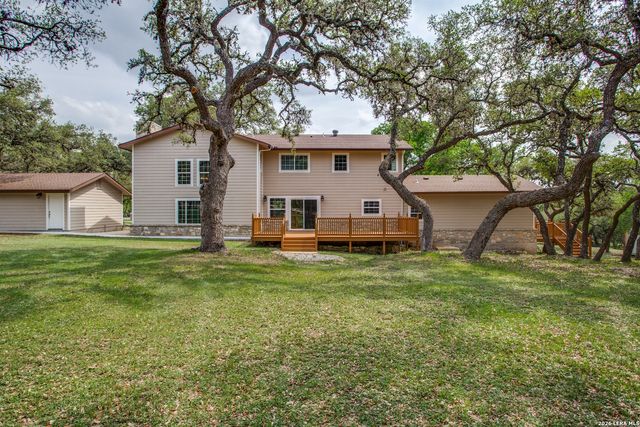 9730 Windwood Dr, Boerne, TX 78006