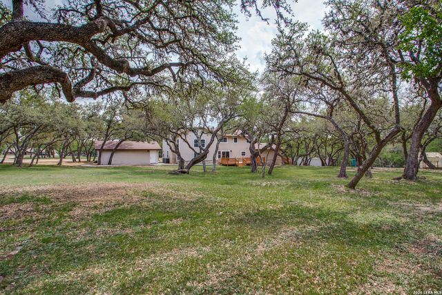 9730 Windwood Dr, Boerne, TX 78006